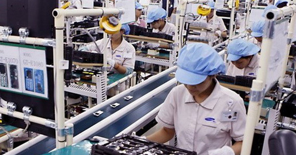 在出口额高于10亿美元的列表中，越南机械和零配件的出口额高于鞋类的出口额
